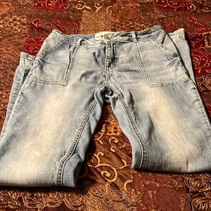 Flare legged, high top Jeans